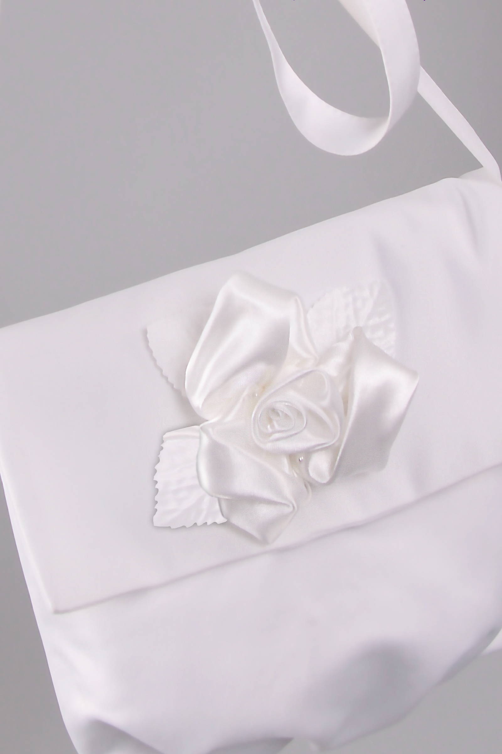 Kommunion-Gürteltasche aus Satin UK-Tps2 - obraz 1