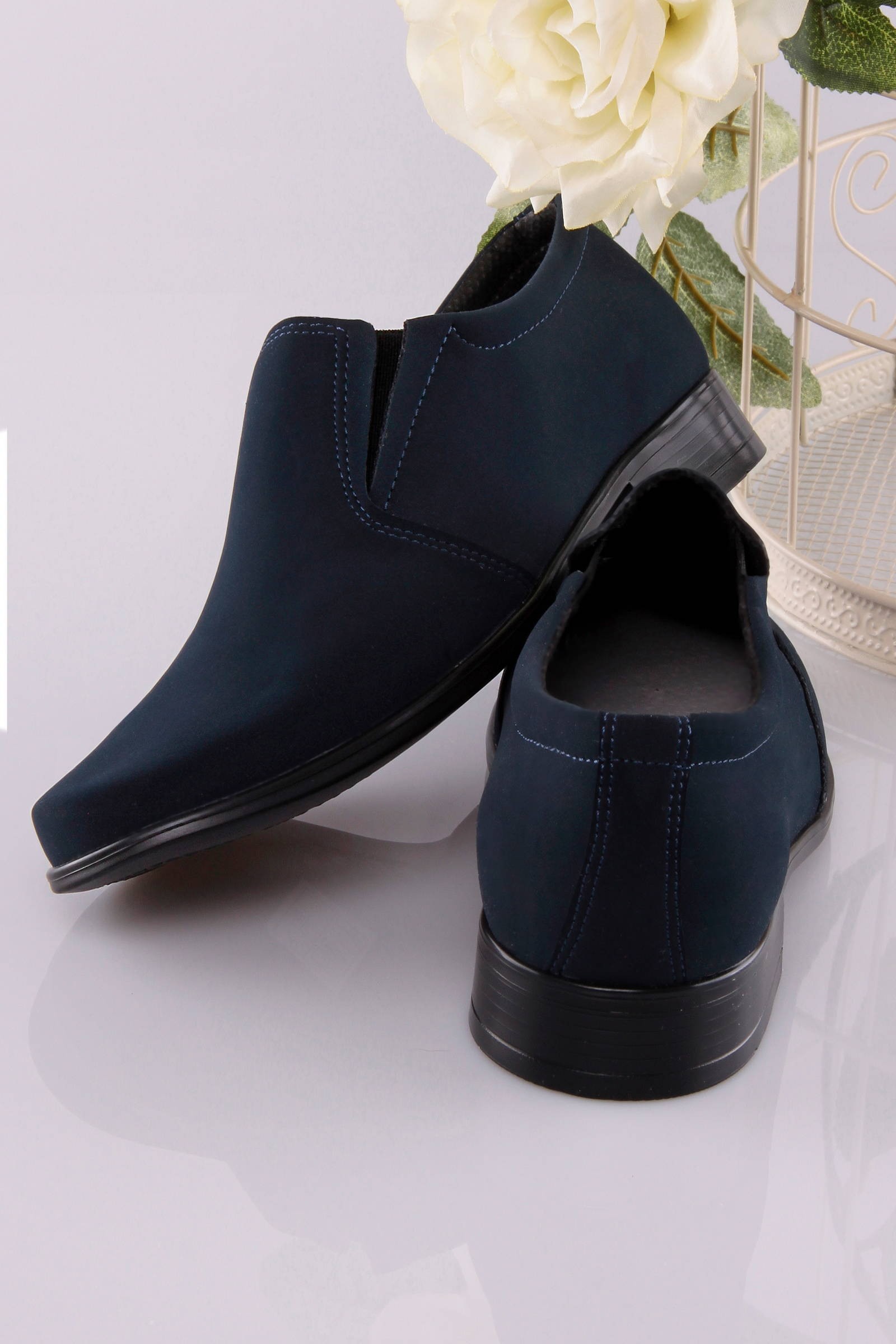 Kommunionschuhe UK-017 - Mokassins aus Nubuk marineblau Kommunionschuhe UK-017 - Mokassins aus Nubuk marineblau - obraz 3