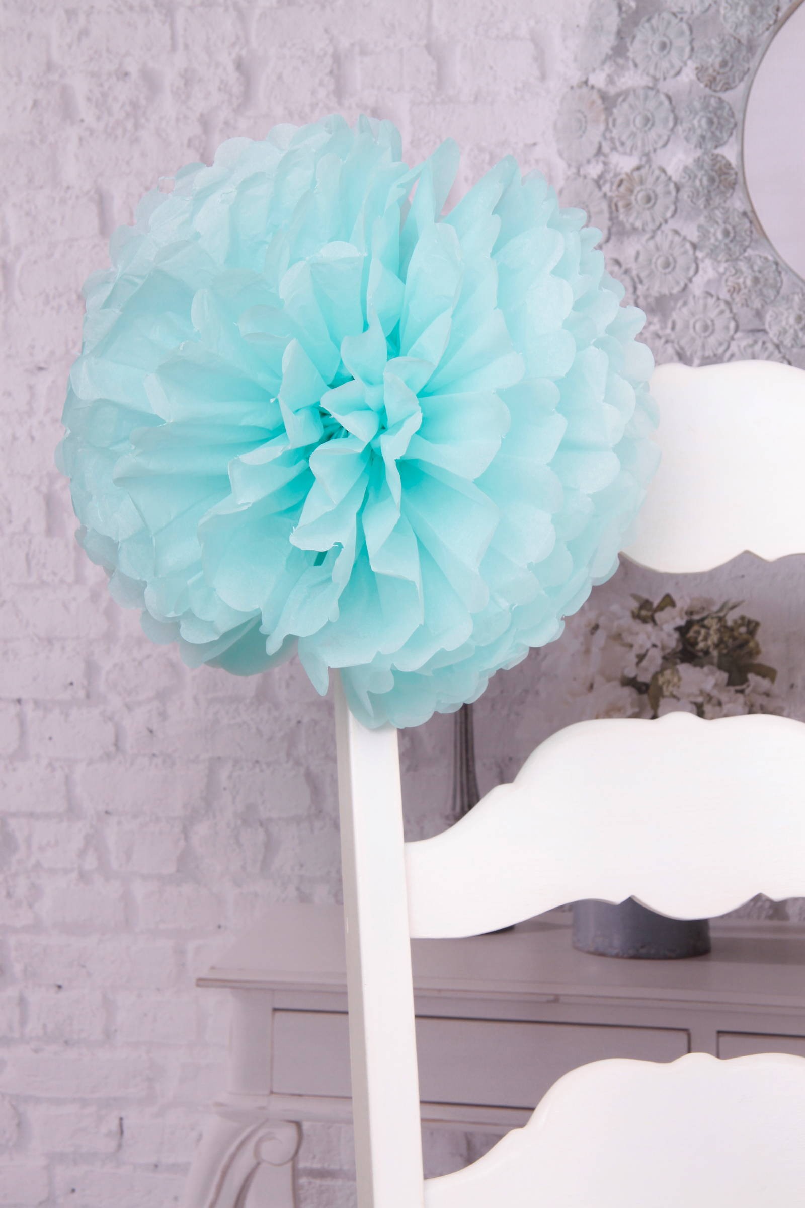 Kommunion Stuhl Dekoration aus Papier - blau - obraz 0